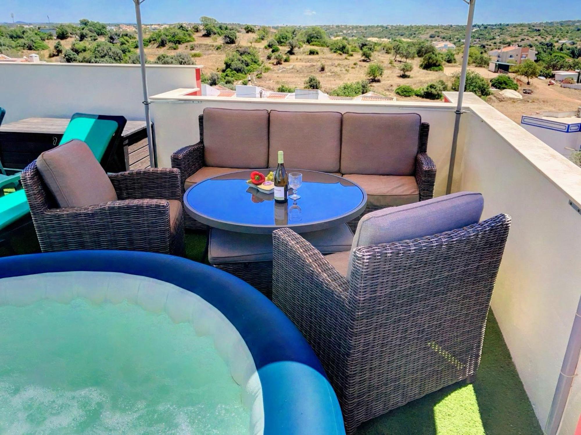 Apartment Alpha - 2 Bedrooms, Private Rooftop Patio With Hot Tub, Bbq And View Ferragudo  Exterior foto