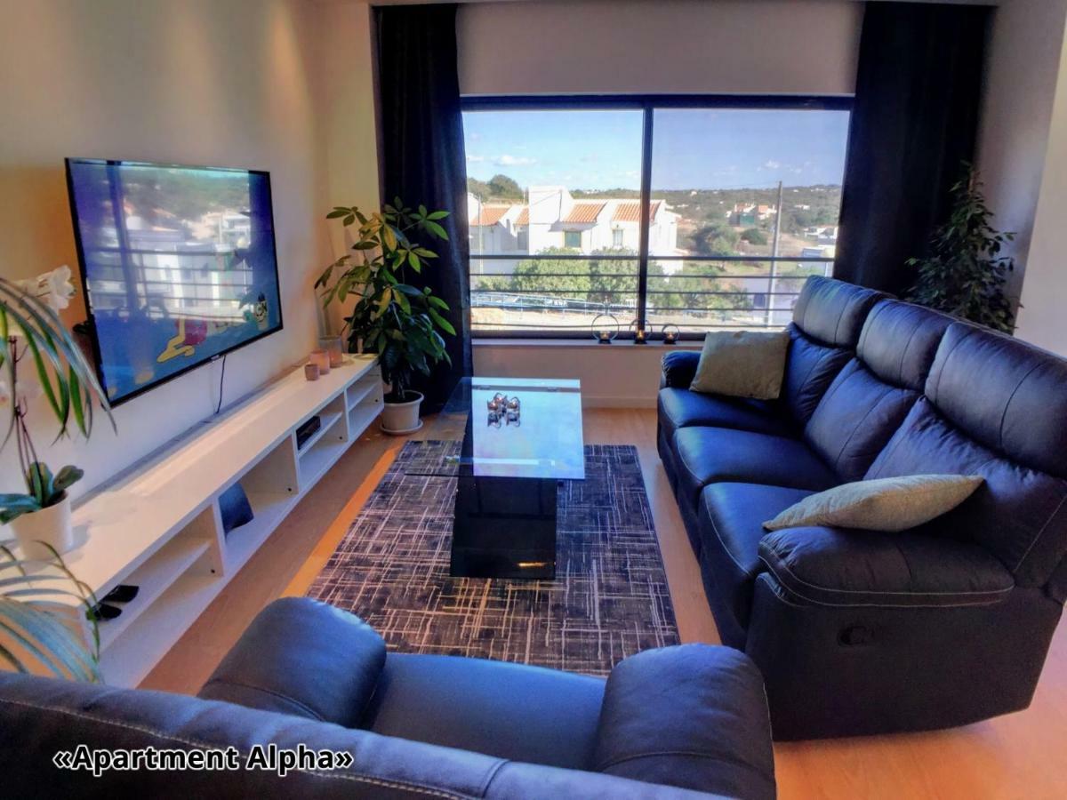 Apartment Alpha - 2 Bedrooms, Private Rooftop Patio With Hot Tub, Bbq And View Ferragudo  Exterior foto